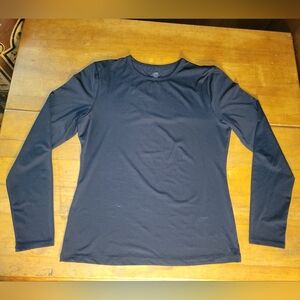 Chill Chaser Large L black long sleeve round neck base layer